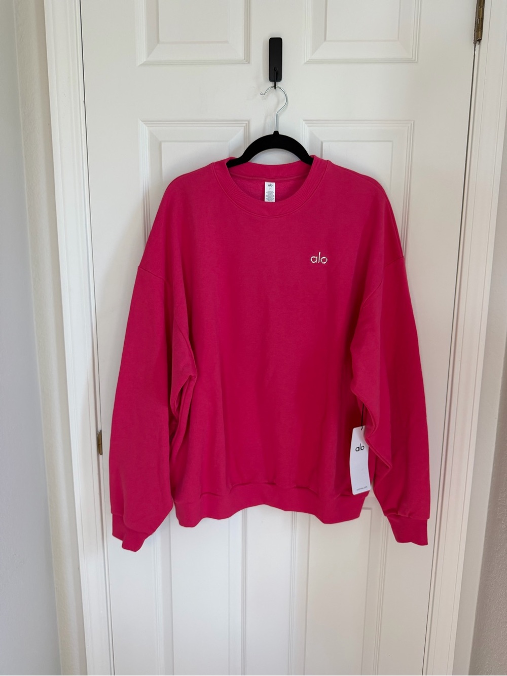 NWT Alo Accolade Crew Neck Pullover Pink Summer Crush, L